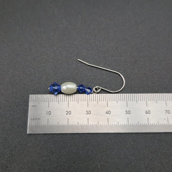 Silver Plated Genuine Pearl And Blue Crystal Earrings A7005 - Picture 4 of 5